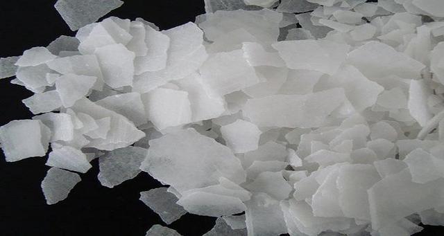 武漢純堿廠家  湖北片堿價(jià)格  氫氧化鈉批發(fā)